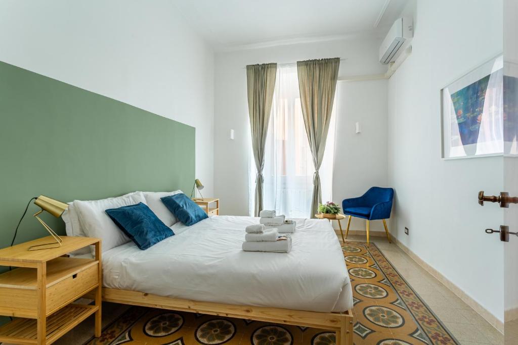 iFlat Colosseum's Brand New & Cozy Nest