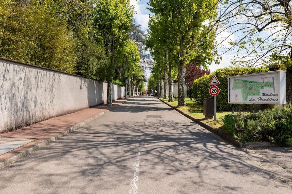 Foto sihtkohas Décines-Charpieu asuva majutusasutuse Appart Décines Eurexpo Groupama LDLC Aréna St Ex galeriist