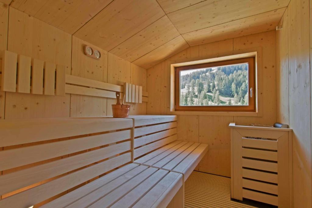 Fotografie z fotogalerie ubytování Hotel Steinrösl v destinaci San Cassiano