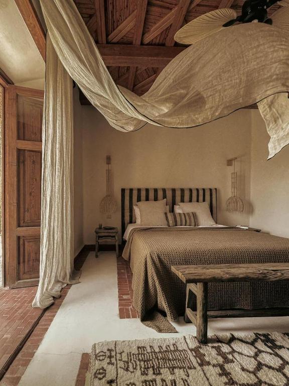 Postel nebo postele na pokoji v ubytování Kasbah d'if