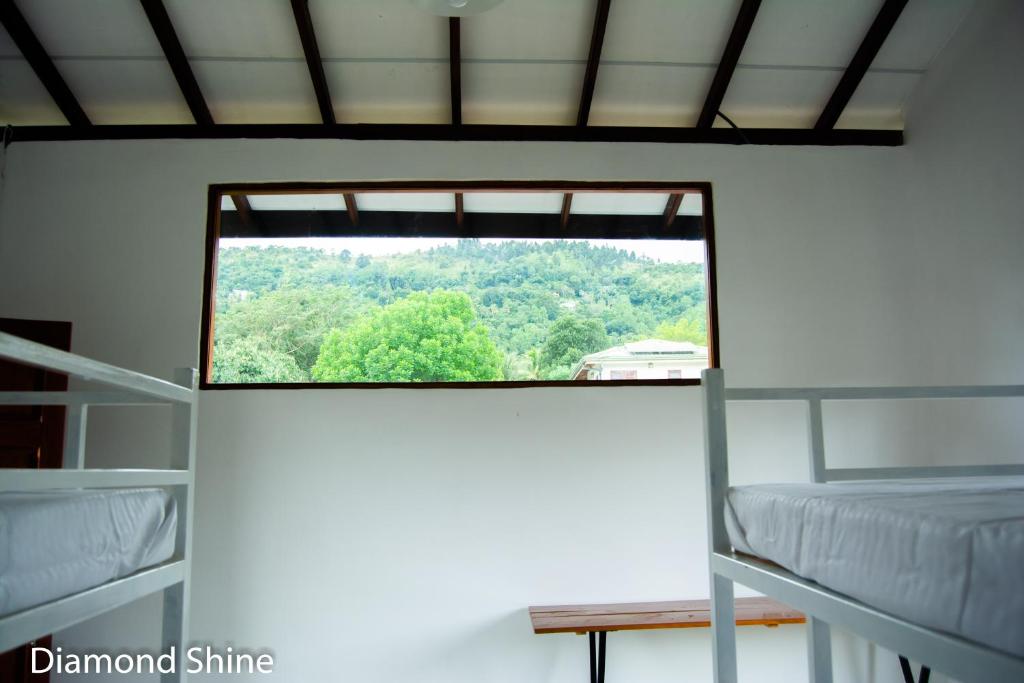 Postel nebo postele na pokoji v ubytování Diamond shine hostal and bunk beds
