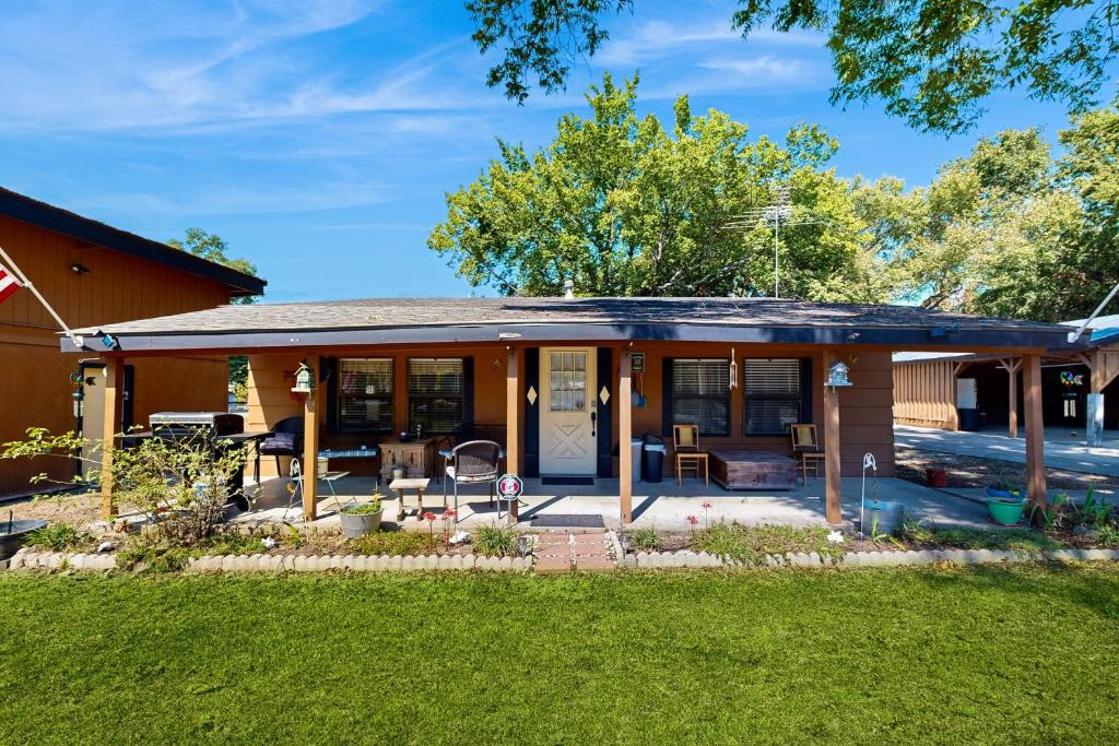 Galería fotográfica de Comfort Cove en Eufaula