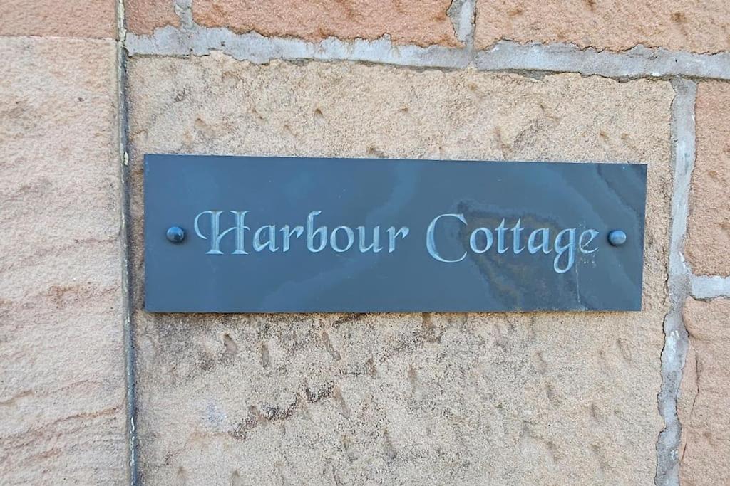 Harbour cottage Annan - Two-Bedroom House