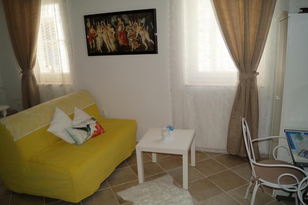 Posezení v ubytování AMD Infinity Suites