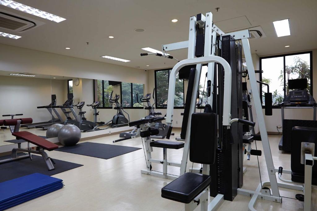Fitness centrum a/nebo fitness zařízení v ubytování Axia South Cikarang Service Apartment