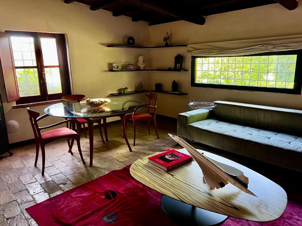 Villa Bovari - Appia Antica