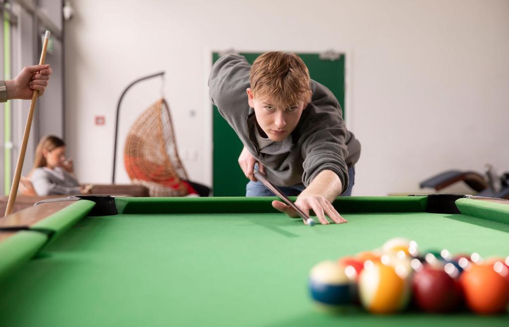 LyLo Christchurch Airport - Resim 17