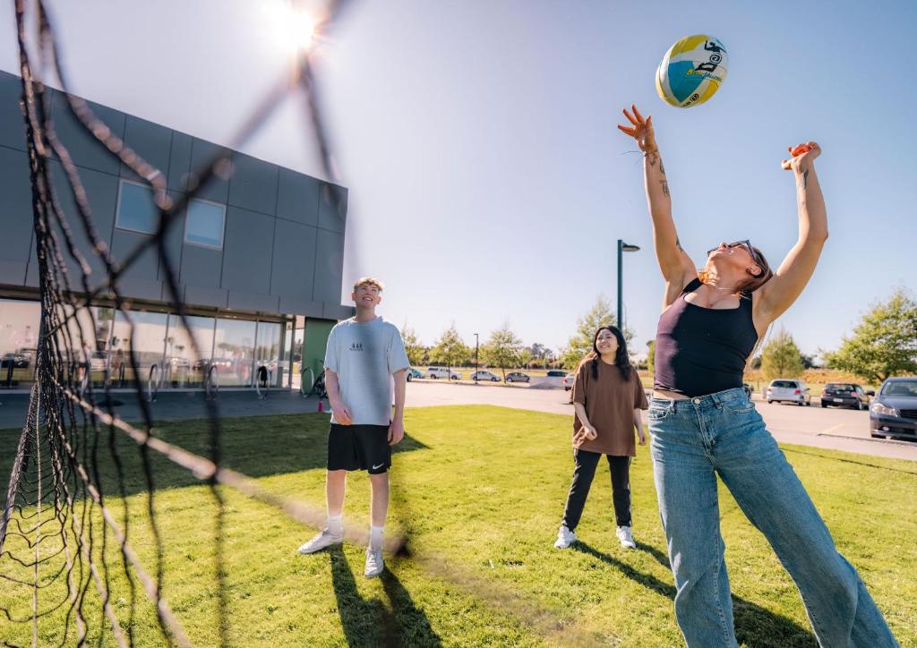 LyLo Christchurch Airport - Resim 16