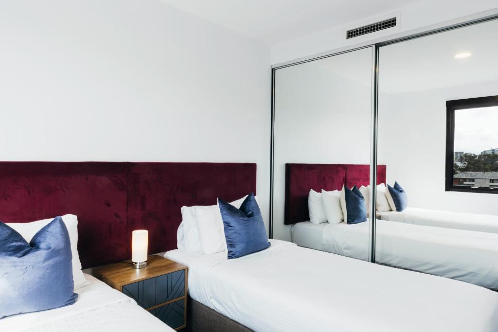 Quest Mascot - Resim 23