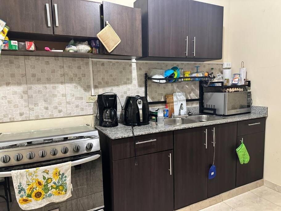 Kuchyň nebo kuchyňský kout v ubytování Residencia en Tablas Abajo