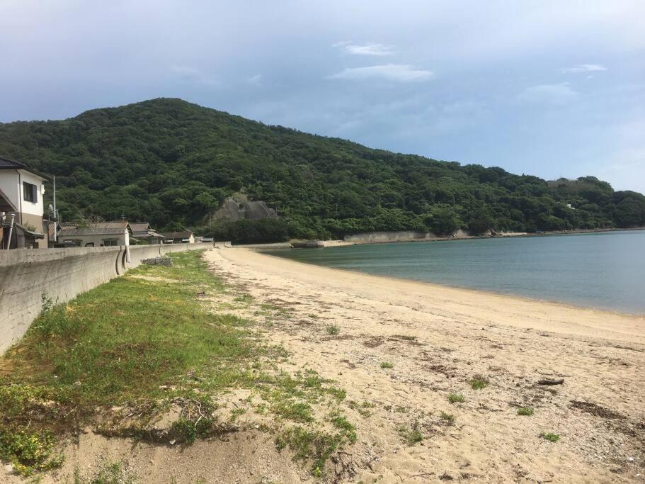Paesaggio naturale nelle vicinanze della villa