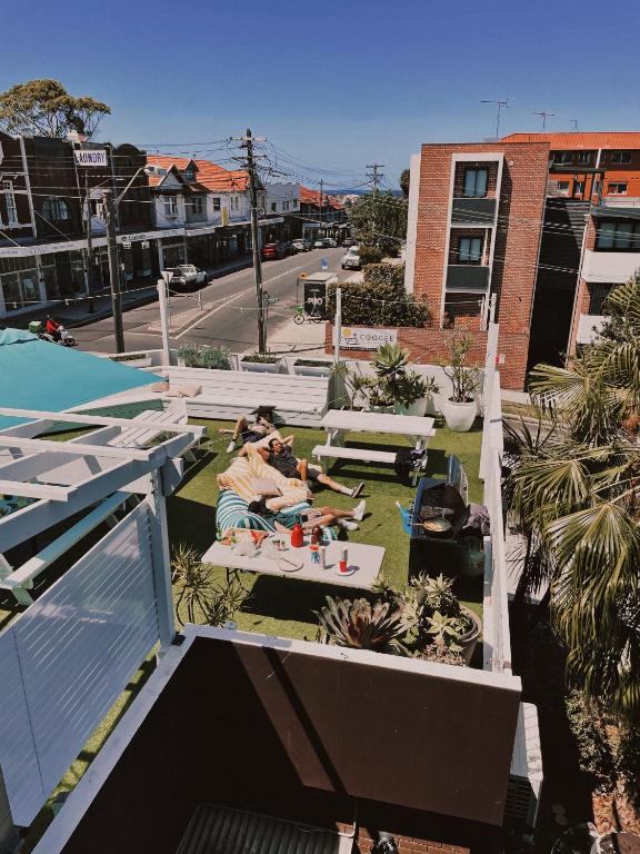 Bazén v ubytování Little Coogee Hotel nebo v jeho okolí
