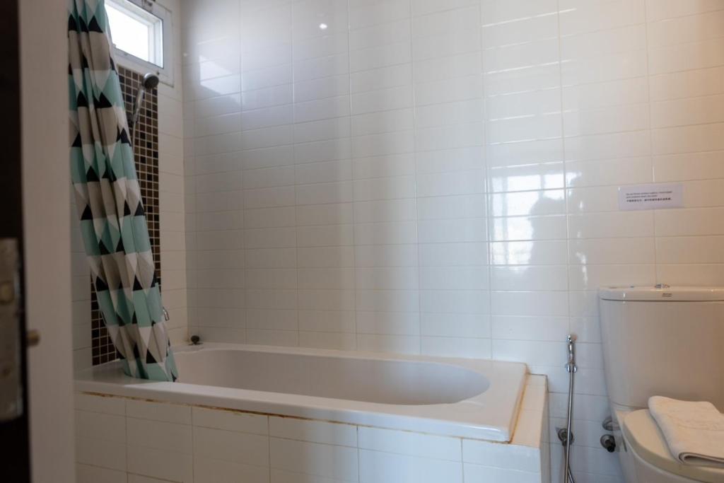 P Villa Lamoon Thonglor - Resim 8