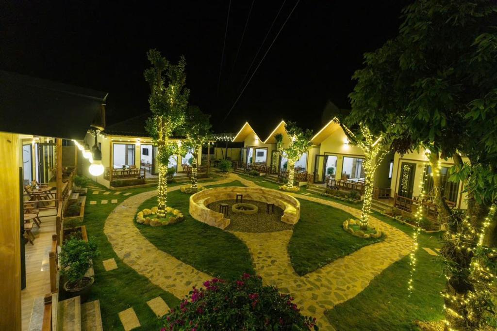 Taman di luar Sơn Mến Homestay Moc Chau - by BAY LUXURY