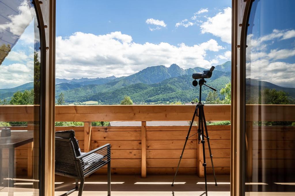 Rezydencja & SPA Czarny Niedźwiedź - 一居室公寓，阳台和山景