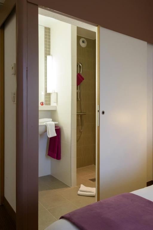 Brit Hotel Reims Croix Blandin - Habitación Individual