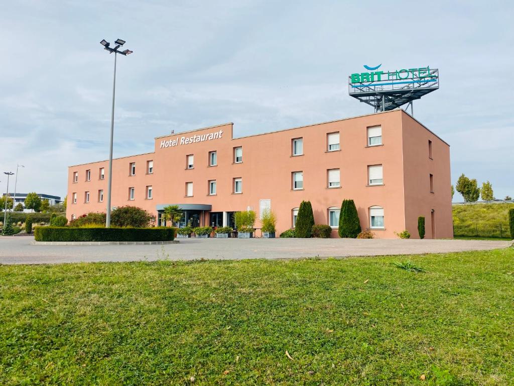 Brit Hotel Reims Croix Blandin - Resim 6