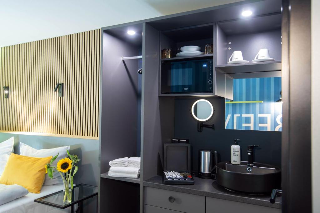 BeeVillage Messehotel Hannover Laatzen - Resim 6