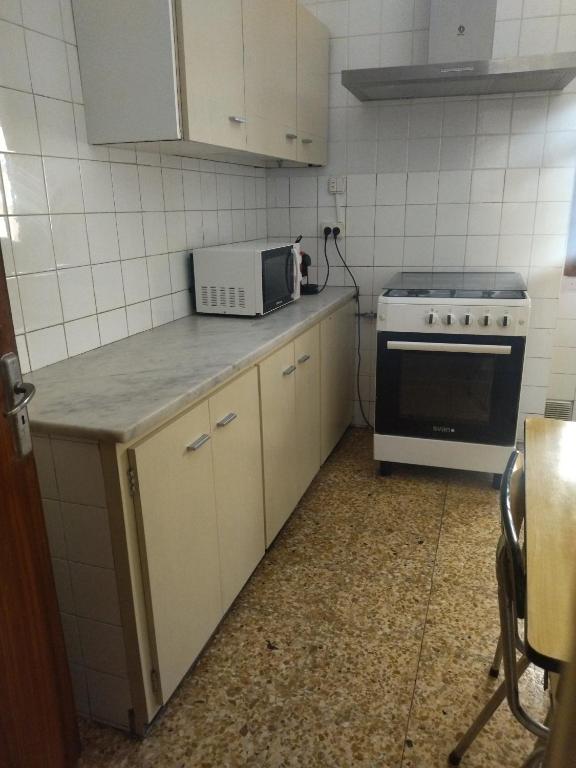 Kuchyňa alebo kuchynka v ubytovaní Casa la Canal