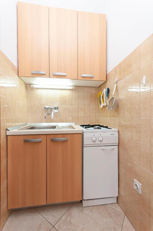 Kuchyňa alebo kuchynka v ubytovaní Apartments Niko