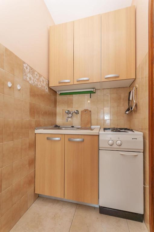 Kuchyňa alebo kuchynka v ubytovaní Apartments Niko