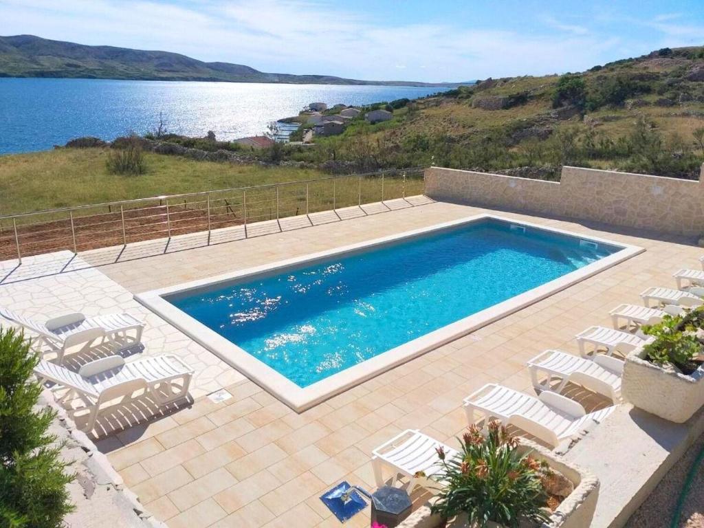 Bazén v ubytování Apartments PoolHouse nebo v jeho okolí