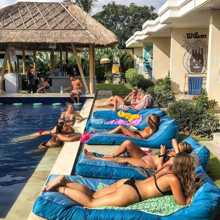 Castaway Hostel - 13