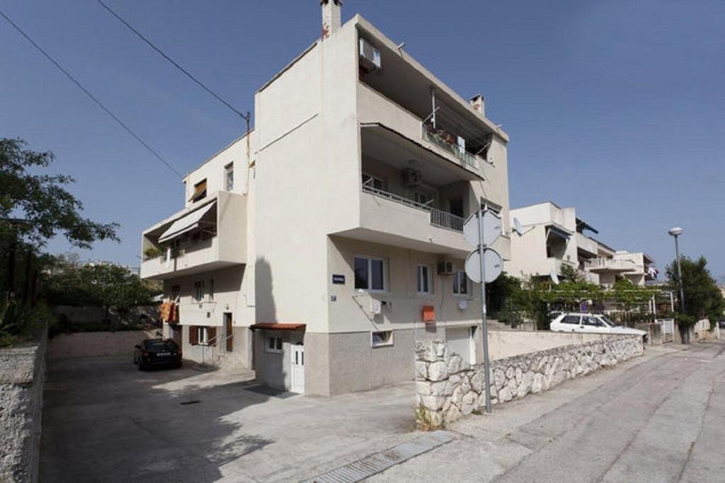 Apartment Marina