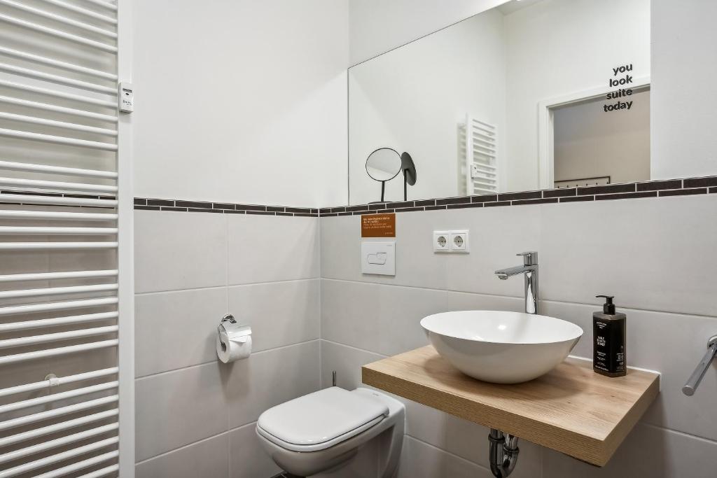 Limehome Leipzig Am Brühl - Resim 33