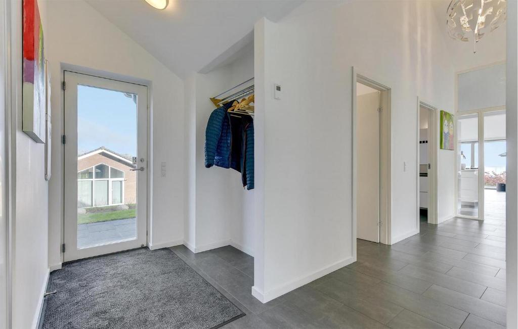 Fotografie z fotogalerie ubytování 4 Bedroom Beautiful Home In Haderslev v destinaci Haderslev