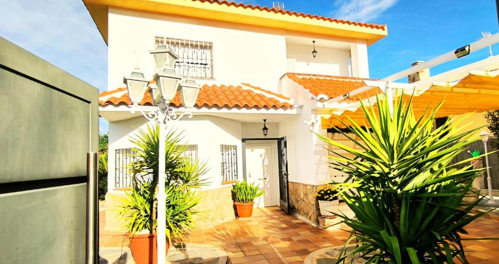 Villa Cristina con piscina privada y barbacoa cerca de Puy du Fou y Parque Warner - Villa Avec Piscine Privée