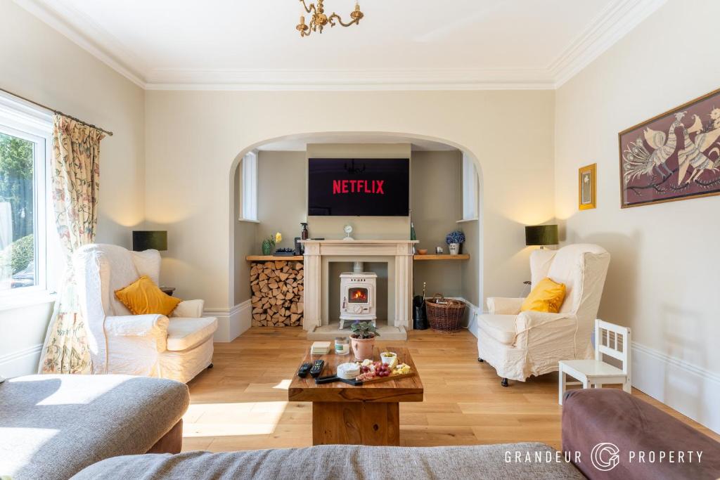 Danecourt Manor by Grandeur Property - 五居室房屋