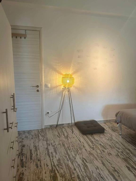 Postel nebo postele na pokoji v ubytování Flat in Makrygialos