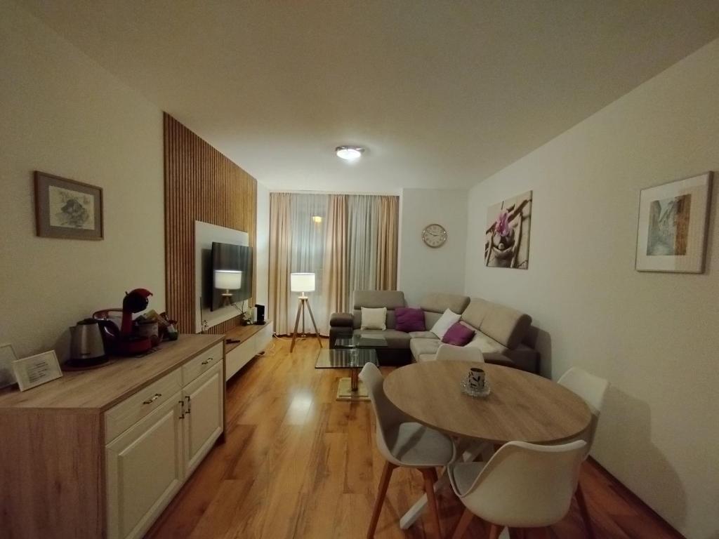 Sweet Home 1086 Budapest, Dobozi utca 41-a 1 em 3 kép - 1