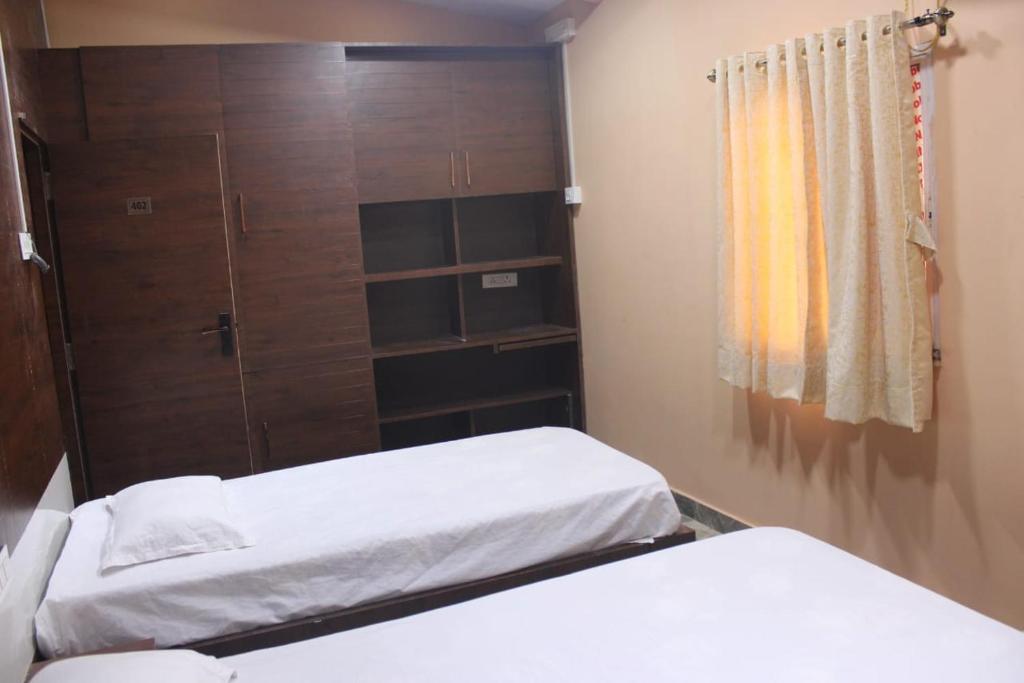 Postel nebo postele na pokoji v ubytování Park Royale Hotel