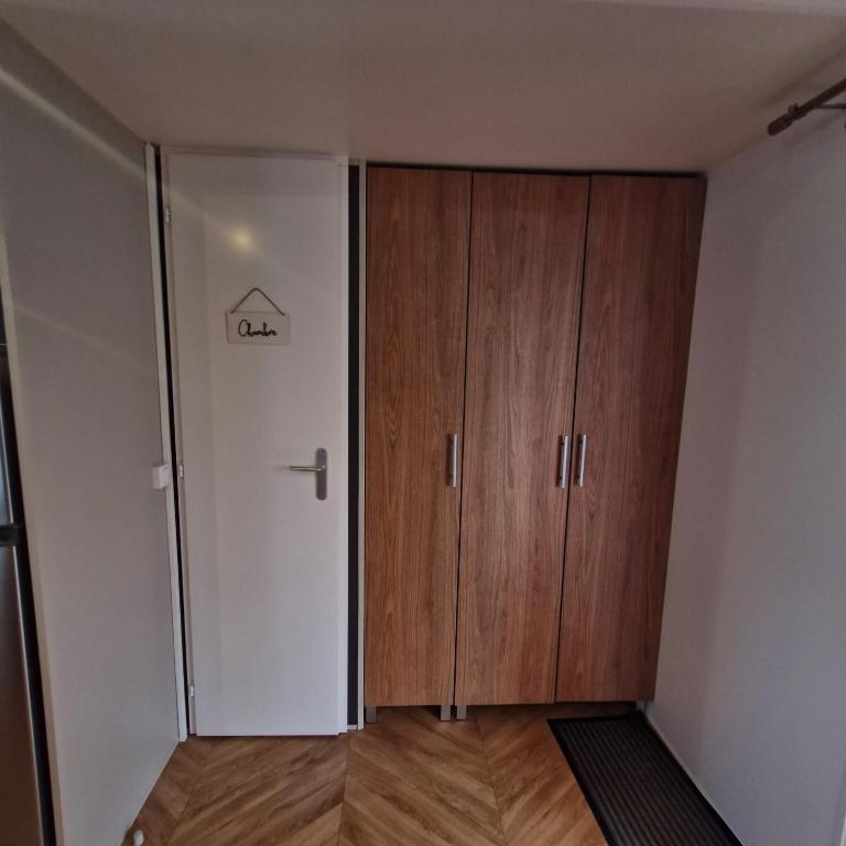 Fotografia z galérie ubytovania Mobil home 6 à 8 personnes SANS Fun Pass v destinácii Canet-en-Roussillon