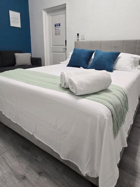 Cozy Private Room - Chambre Familiale Avec Salle De Bain Privée