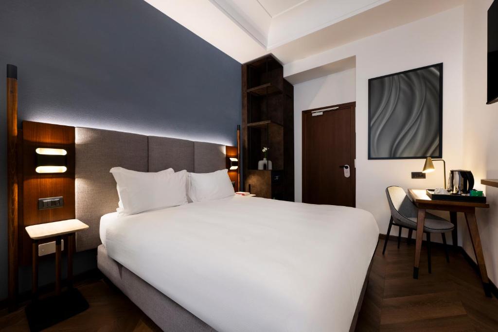 Boutique Hotel Piedra Rome City Centre - Resim 21
