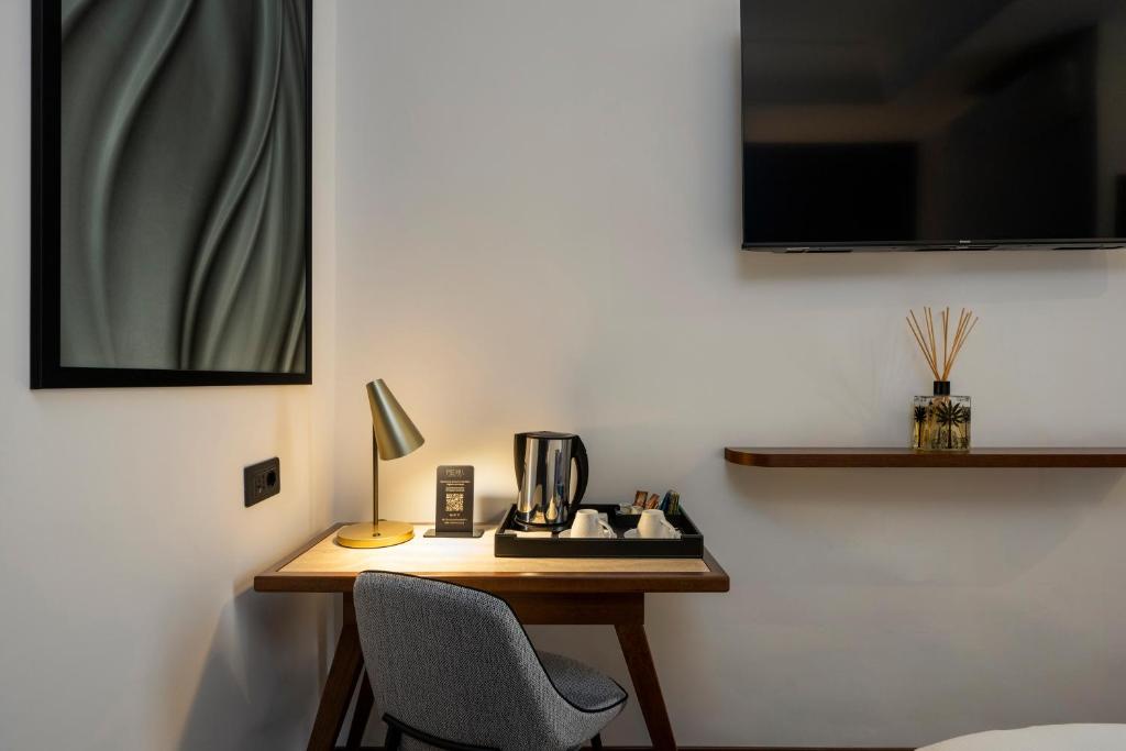 Boutique Hotel Piedra Rome City Centre - Resim 10
