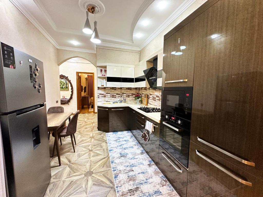 لابی و فضای عمومی Nizami 4Room - تصویر ۵