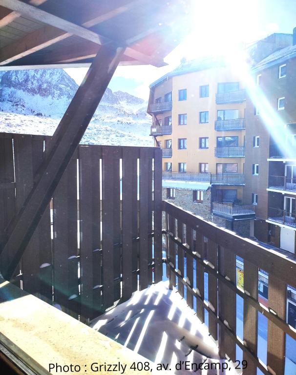 Rõdu või terrass majutusasutuses AC Apartaments Suite