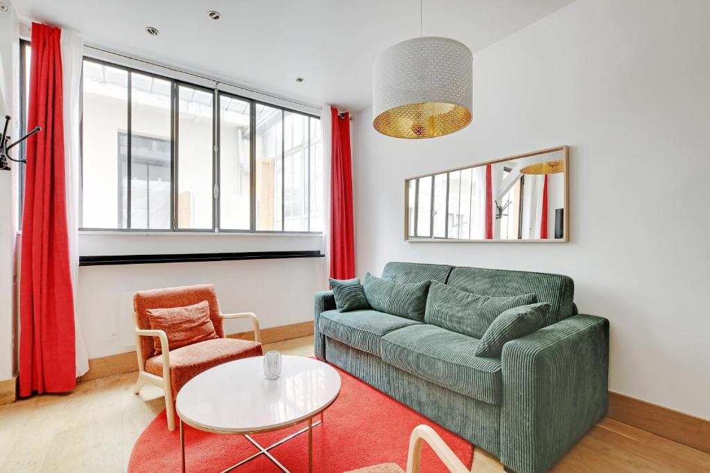 Pick A Flat's Apartments in Montmartre - Rue des Cottages