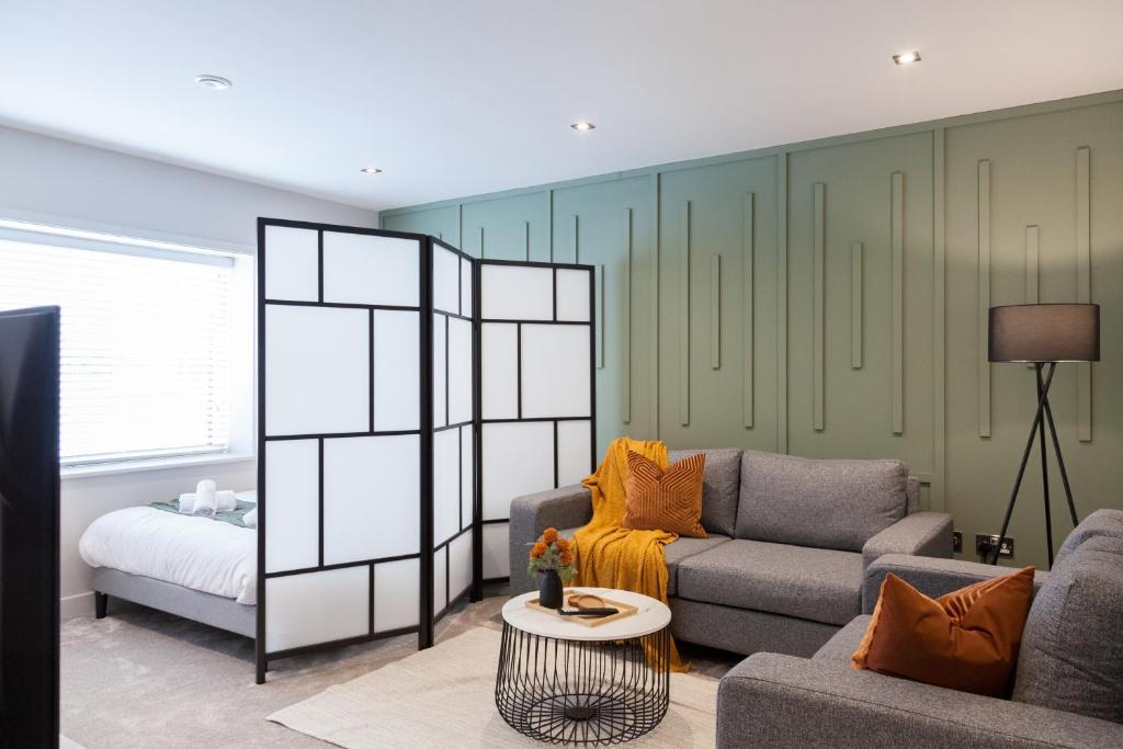 Somers Suites Apartments 3