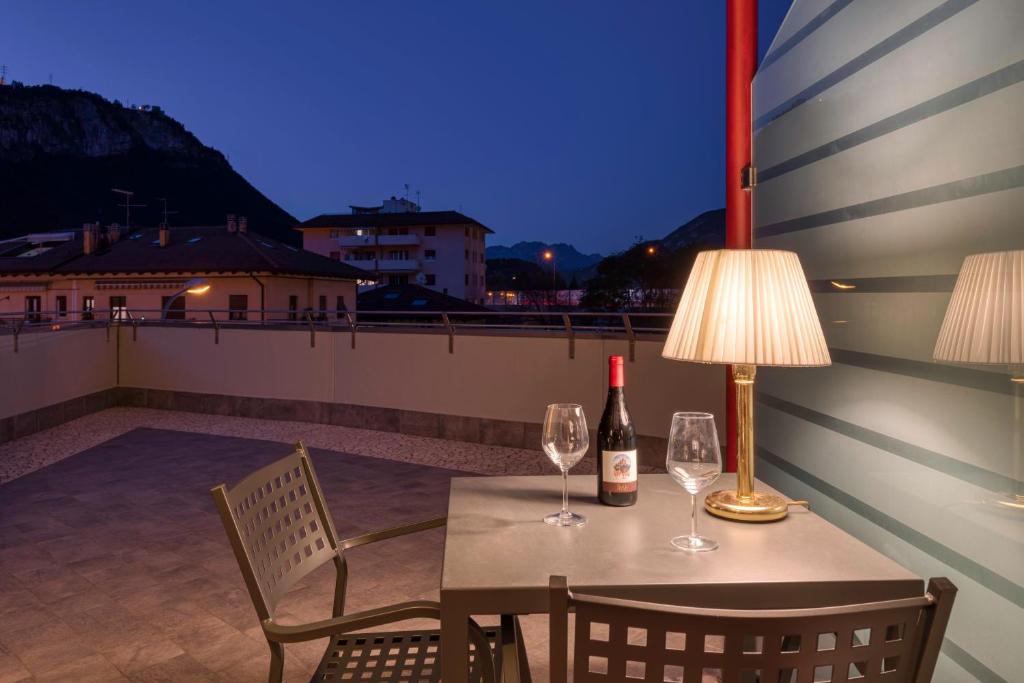 Nespecifikovaný výhled na hory nebo výhled na hory při pohledu z hotelu