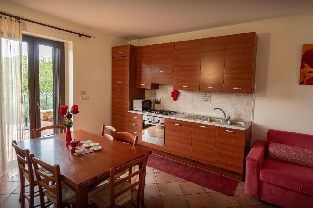 La Sorgente del Subasio Apartments - 10