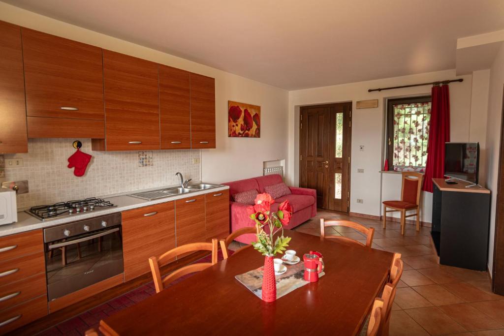 La Sorgente del Subasio Apartments - 17