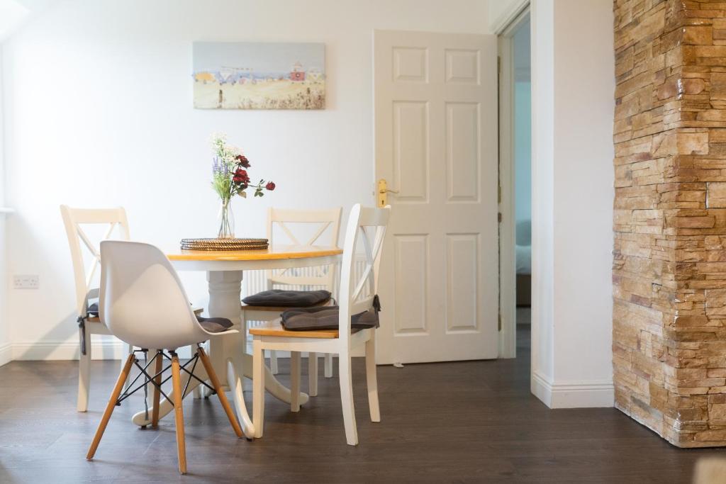 Fotografie z fotogalerie ubytování Burren Court Lodge v destinaci Ballyvaughan