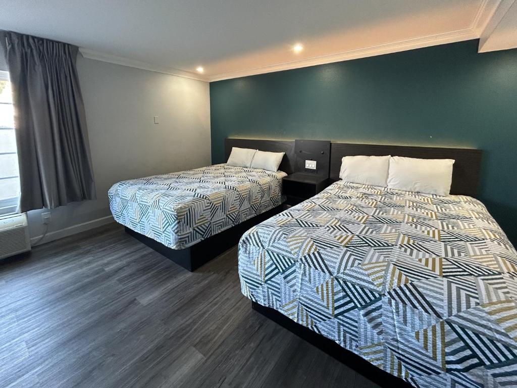 Motel 6 Buena Park, CA Anaheim Near Maingate Knotts - 