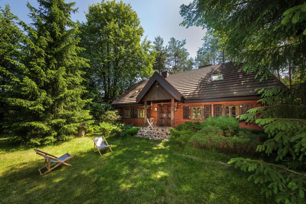 Vonkajšia záhrada v ubytovaní Dom na Podlasiu