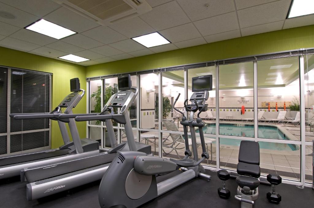 Fitness centrum a/nebo fitness zařízení v ubytování Fairfield Inn & Suites by Marriott Verona
